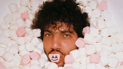 Marshmello（マシュメロ）、2021年一発目のリリースはBenny Blanco（ベニー・ブランコ）とVance Joy（ヴァンス・ジョイ）とのコラボ曲「YOU」！来週リリース予定