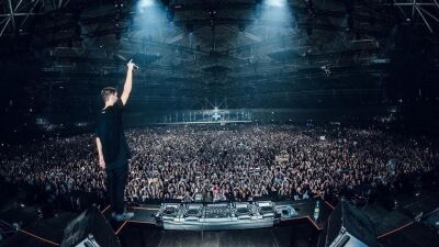 【Martin Garrix】4K、5.1サラウンドサウンド でTeam Garrixの演出を堪能できる映像を公開！