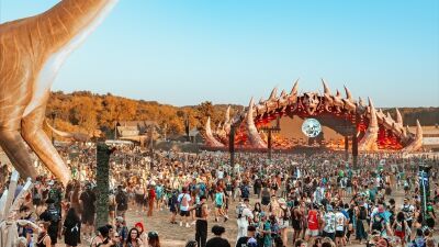 【9月20日 (土) 午前3時～配信スタート】Excision (エクシジョン) 主宰フェス「Lost Lands」会場の熱気をオンラインで楽しめるライブ配信が決定【視聴リンクあり】