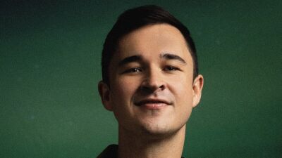 John Summit (ジョン・サミット) のレーベル「Off The Grid」2015年から続く同名の小規模プロモーターに商標権侵害で訴えられレーベル名を変更予定