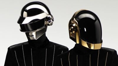 Daft Punk（ダフト・パンク）が長年着用した最終モデルのレザージャケットのプロトタイプらしきDIOR HOMME（ディオール・オム）製カスタムメイドジャケットが10,000ドルでebayに出品