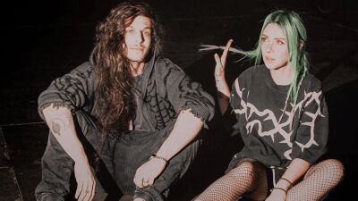 Alison Wonderland (アリソン・ワンダーランド) とSubtronics (サブトロニクス) がタッグを組み最新ダブステップ・トラック "No One Does It Like" をリ