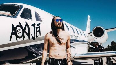 【Steve Aoki（スティーブ・アオキ）】来日するや否や極寒の中サーフィン！