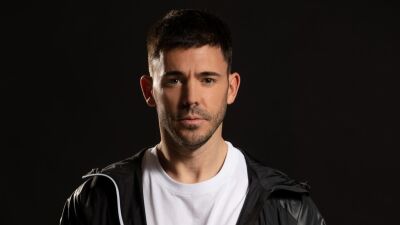 イギリス出身のUK HARDCOREのレジェンド Darren Styles (ダレン・スタイルズ) 、腰椎椎間板ヘルニアの手術で年内いっぱい全公演キャンセルに…