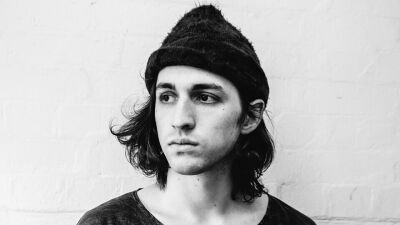 【Virtual Self】Porter Robinson の別名義プロジェクト、いよいよ来日公演決定！