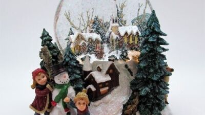 「小さな雪の世界『スノードーム展』」キヤノンプラザS（品川）、キヤノンデジタルハウス大阪にて開催、アンティークやレアなスノードームも展示