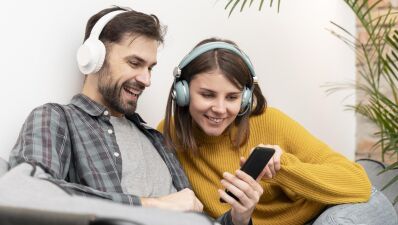 音楽の拡散力を感染症に置き換えると「エレクトロニック・ミュージック」は他のジャンルの音楽、そして一般的な風邪よりも "感染力が高い（拡散しやすい）" との数学的研究結果が