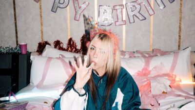 Alison Wonderland (アリソン・ワンダーランド) が自身のレーベル「FMU Records」からアメリカ人DJ/プロデューサーWINK (ウィンク) との新曲をリリース