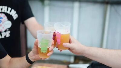 古着・フードも楽しめるクラフトビールイベント『シモキタ CRAFT BEER FEST 2026 SPRING』が4月3日〜5日に下北線路街空き地で開催
