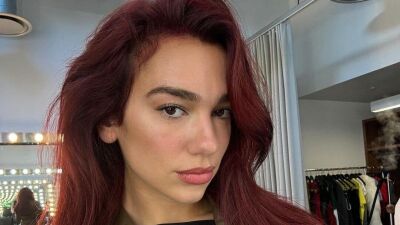 ミレニアル世代を代表するUKポップのシンガーソングライターDua Lipa (デュア・リパ) 、2023年11月20日 (月) に東京にてイベント開催！ 果たして本人の来日＆登場は…!?