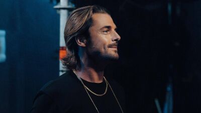 SHMのメンバーAxwell (アックスウェル) 、自身がレーベルボスを務め多くの人気プロデューサーも所属した『Axtone Records』を売却