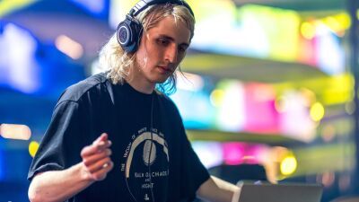 Porter Robinsonの新曲「Something Comforting」、現地時間3月10日にリリース！