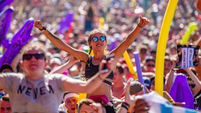 オランダで6月に開催予定だった「Defqon 1」も開催中止を発表…しかし同時にオフィシャルグッズの販売を開始！