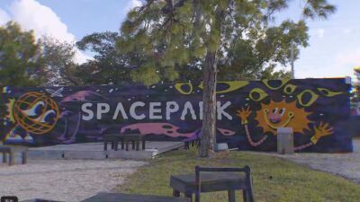 新型コロナウイルスによりイベントでの社会的距離必須のマイアミで、クラブ「Club Space」による屋外ベニュー「Space Park」がオープン