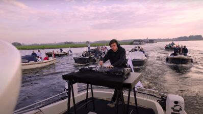「ライブに行けない今、我々には YouTube がある！ 」Martin Garrix から Anamanaguchi まで、自宅などからアップされたライブ動画でアーティストを独り占め！