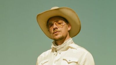 Diplo（ディプロ）、カントリーの次はアンビエント!? 自身初となる、アンビエントアルバム『MMXX』を来週リリース