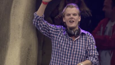 故 Avicii (アヴィーチー)、「Tomorrowland 2011」メインステージ初出演時のセットが「Levels」リリース15周年を記念し15年越しに全編公開