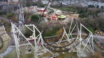 今夏、世界最高峰のフェスTomorrowlandをテーマとしたジェットコースターがベルギーのテーマパークにオープン！