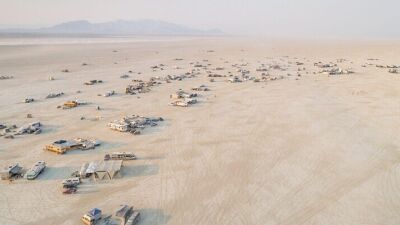 新型コロナウイルスの影響で延期となった砂漠の中の奇祭フェス BURNING MAN（バーニング・マン）の非公式イベントが開催、水や仮設トイレのインフラも皆無で更に過酷＆フリーダムなイベントに……!?