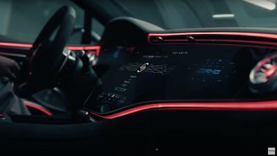 メルセデス AMG、will.i.am (ウィル・アイ・アム) とコラボし、加速や減速、ブレーキ等の運転に合わせてプレイする音楽がリアルタイムで変化する「MBUX SOUND DRIVE」発表!!