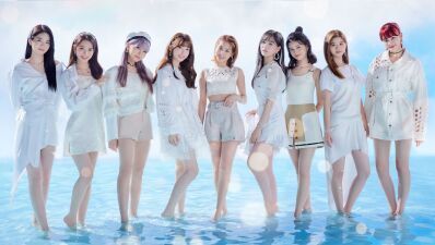 爆発的人気の9人組アイドル・グループNiziU（ニジュー）、ファスト・ファッションH＆Mのアジア・アンバサダーに就任、コラボグッズも販売決定！