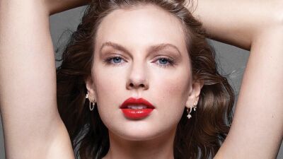 Taylor Swift (テイラー・スウィフト) 、音楽配信プラットフォームSpotifyにて "今年最も視聴されたアーティスト" として2年連続1位を獲得