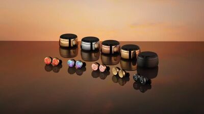 春のお出かけのコーディネートに！Louis Vuitton (ルイ・ヴィトン) 、メゾンの第3世代となる新作『ルイ・ヴィトン ホライゾン ライト・アップ イヤホン』が登場