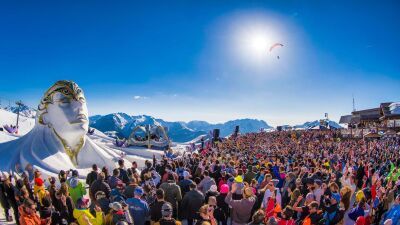 Charlotte de Witte、Afrojack、Steve Aokiら出演、3月26日に幕を閉じた冬・フェス『Tomorrowland Winter 2022』【動画まとめ】