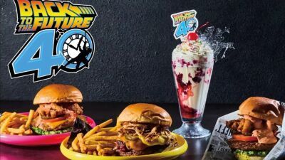 40周年記念、映画『バック・トゥ・ザ・フューチャー』とハンバー​ガーショップ｢J.S. BURGERS CAFE｣がコラボしたスペシャルバーガーを9月23日 (火) から販売