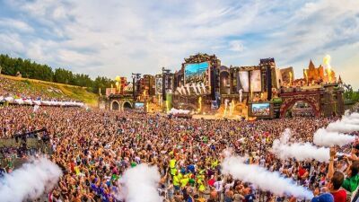 投票式・ランキング形式のプレイリスト「Tomorrowland Top 1000」1位に輝いたのはAvicii（アヴィーチー）の名曲「Levels」