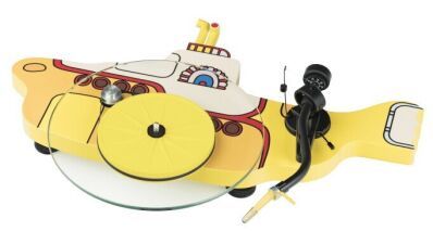 激カワ！ ビートルズの「イエローサブマリン」レコードプレイヤーが発売！