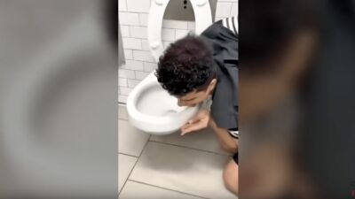 カリフォルニアのTikToker、便器を舐める「コロナウィルスチャレンジ」から2日後、実際に新型コロナウィルス陽性に