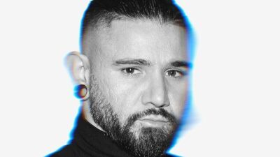 Skrillex (スクリレックス) 、フランス・パリにて2024年7月13日に開催される野外フェス『Peacock Society』のヘッドライナーに抜擢