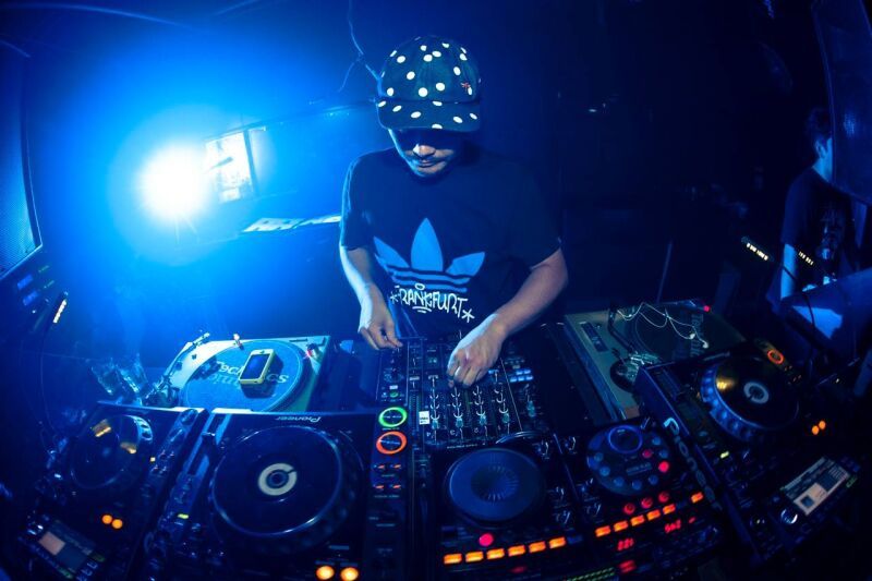 takeshi kiyama