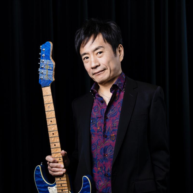 Yuji Toriyama (guitar)
