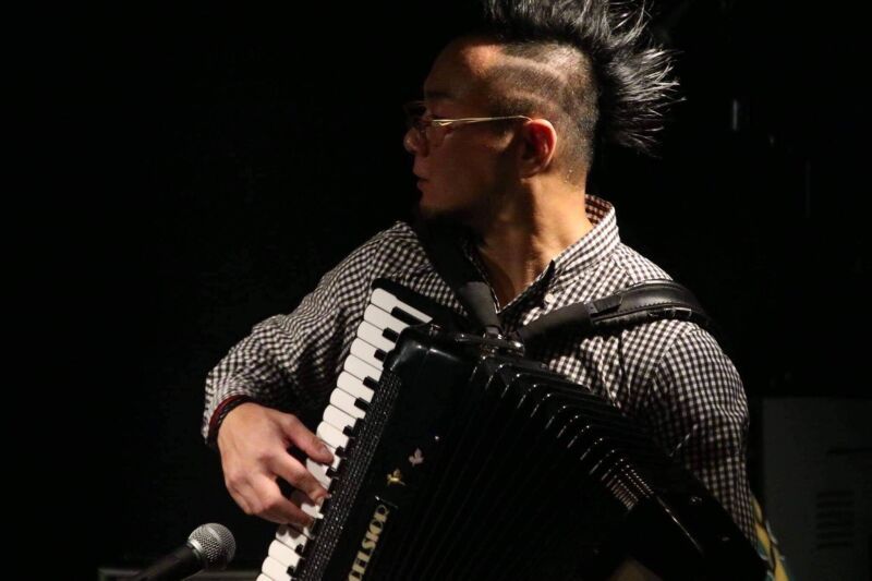 TOMARU TOMOHARU