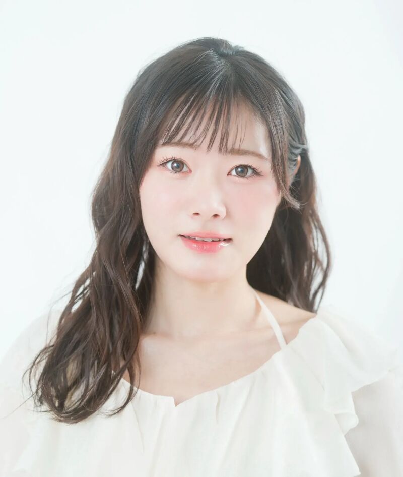 長谷川玲奈