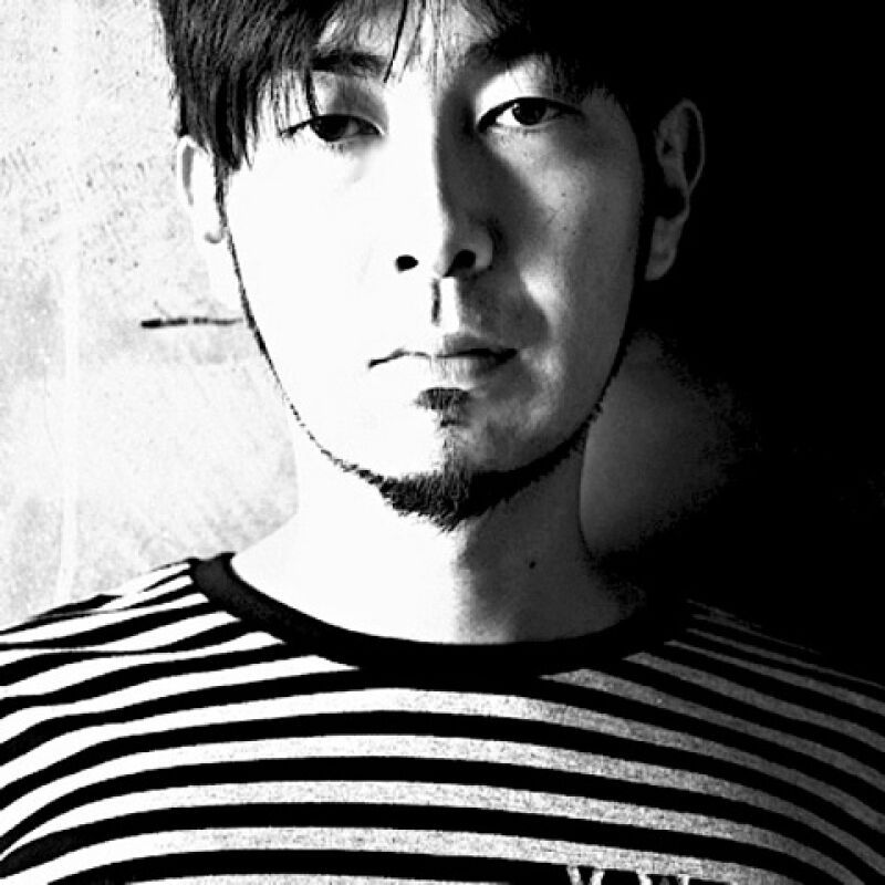 DJ TOMONO