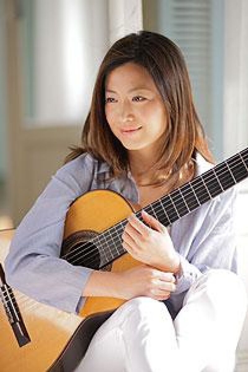 村治佳織 | ZAIKO